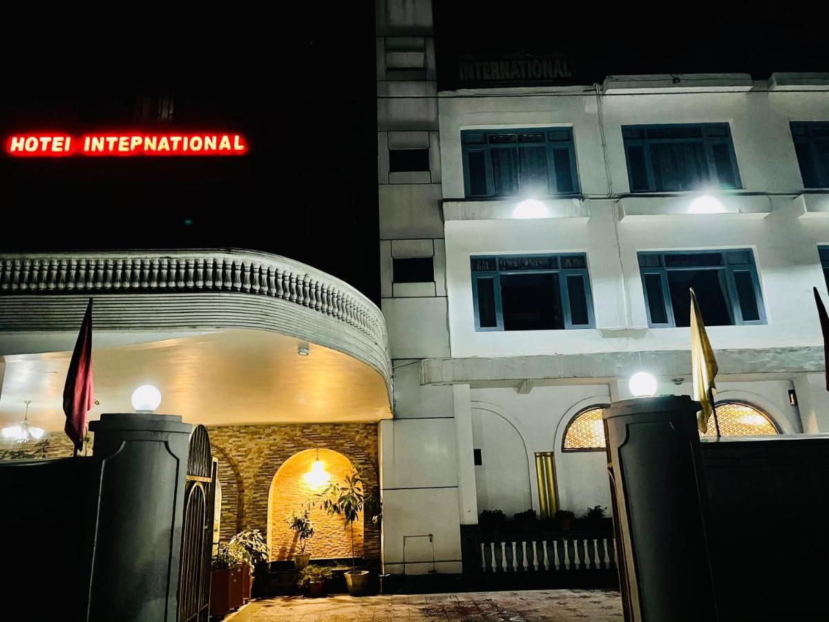 Hotel International Srinagar ภายนอก รูปภาพ