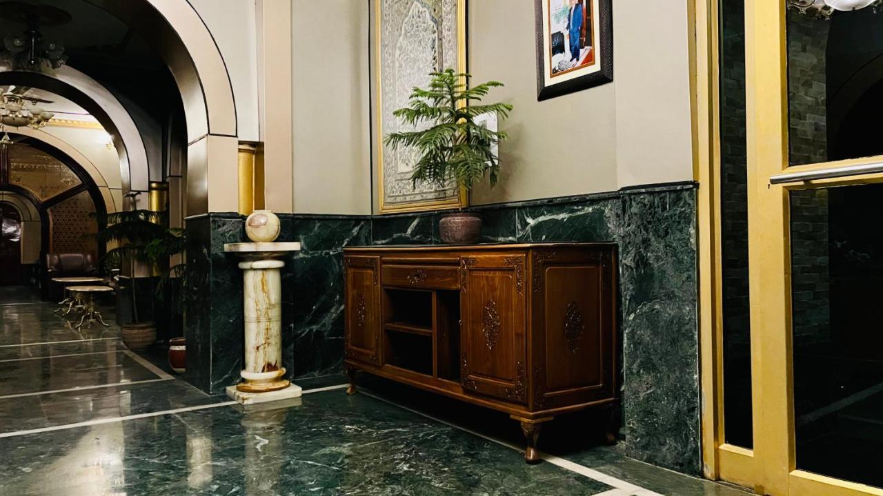 Hotel International Srinagar ภายนอก รูปภาพ
