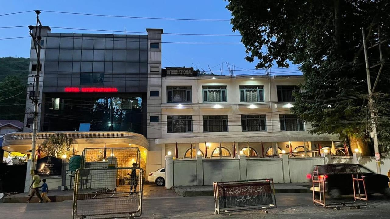 Hotel International Srinagar ภายนอก รูปภาพ